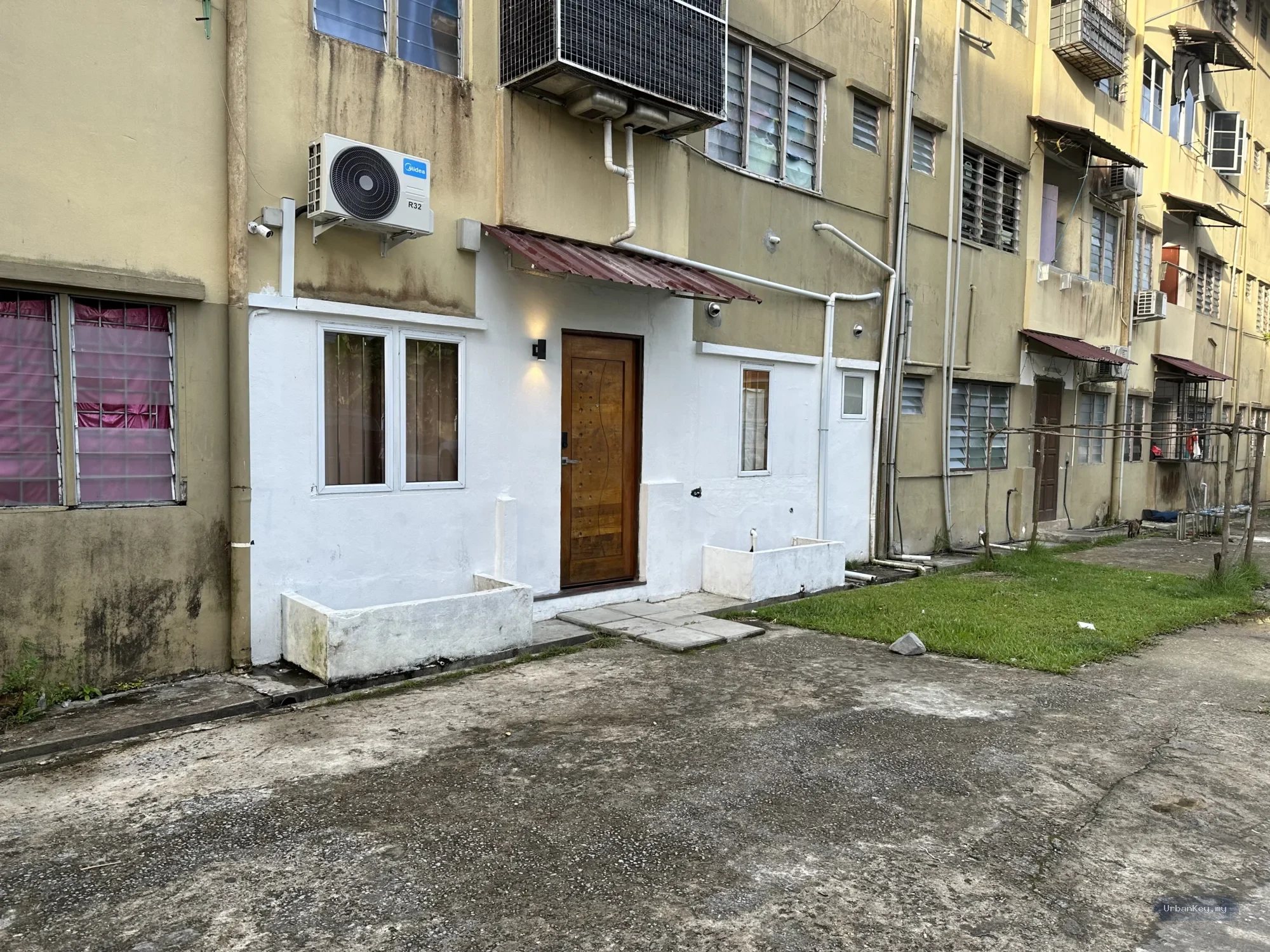 UrbanKey Property Spacious Ground Floor 2 Bedroom Unit At Matang Sri Jaya Photo 20260512 164357